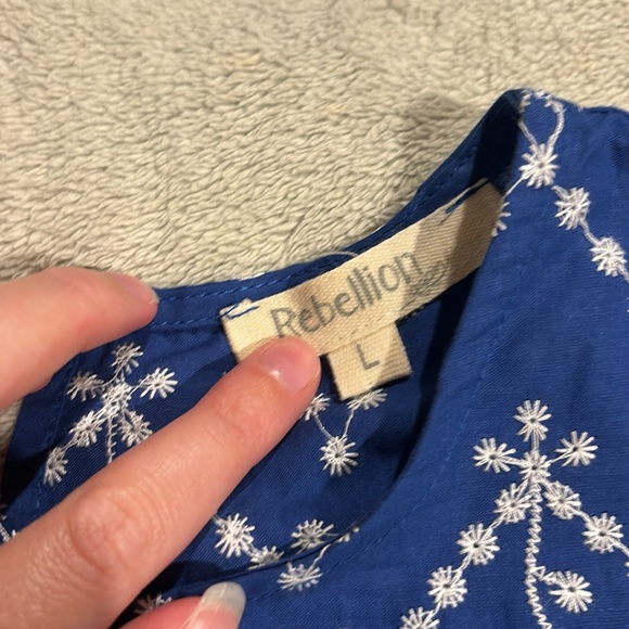 Blue blouse - Picture 4 of 7